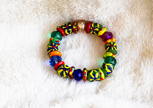 Asase Nyinaa (“Mother Earth” in Twi)